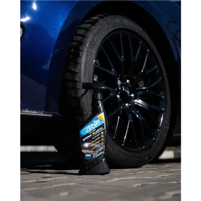 Prostředek na ošetření pneu Tenzi Detailer TIRE & PLASTIC 600 ml